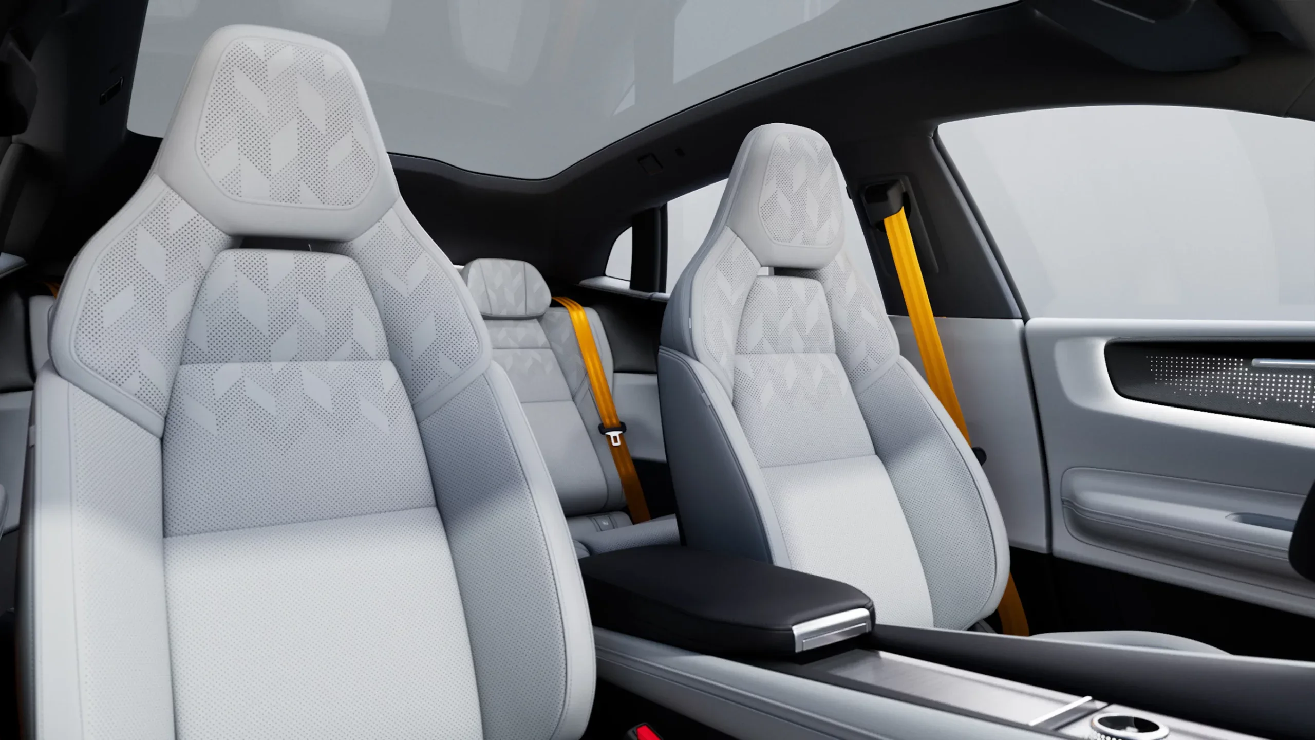 Polestar 4 Long Range Dual Motor Plus & Pilot 9