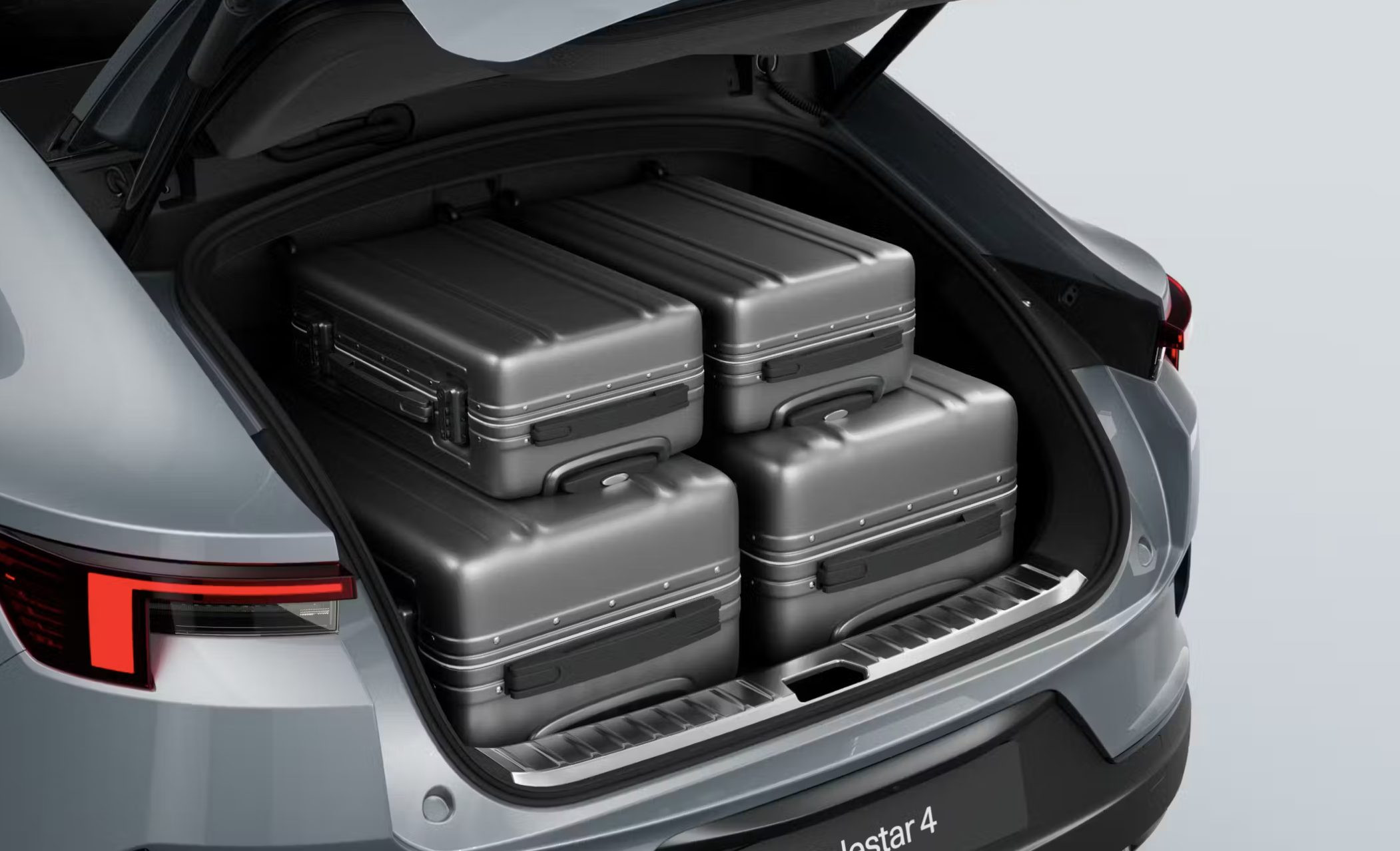 Polestar 4 Long Range Dual Motor Plus & Pilot 11