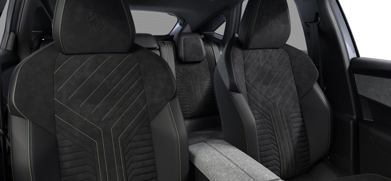 Peugeot e-3008 GT Executive 4x4 7