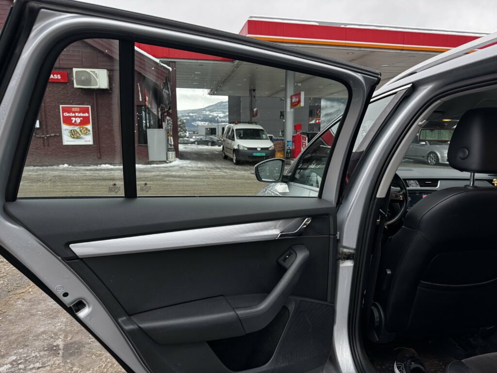 Skoda Octavia 2,0 TDI 150hk DSG Elegance 10
