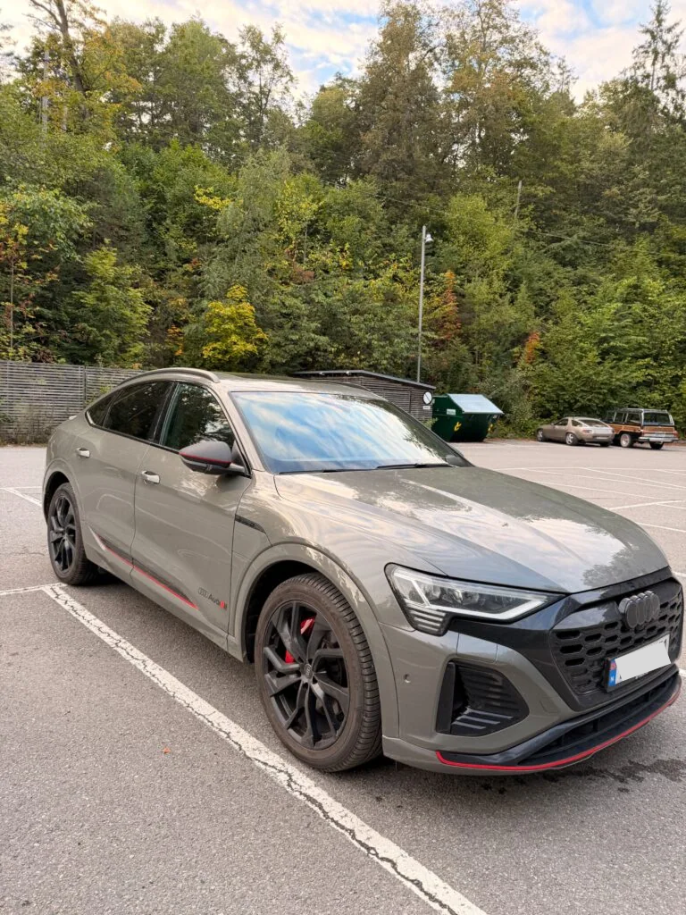 AUDI Q8 Sportback 55 e-tron